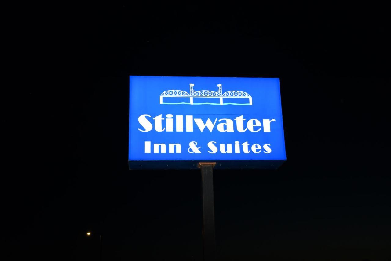 Stillwater Inn & Suites Kültér fotó